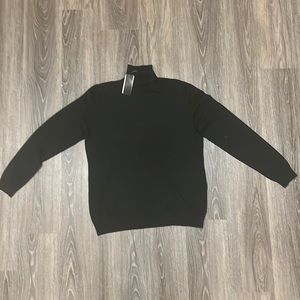 Very soft turtleneck sweater size L but feel like M